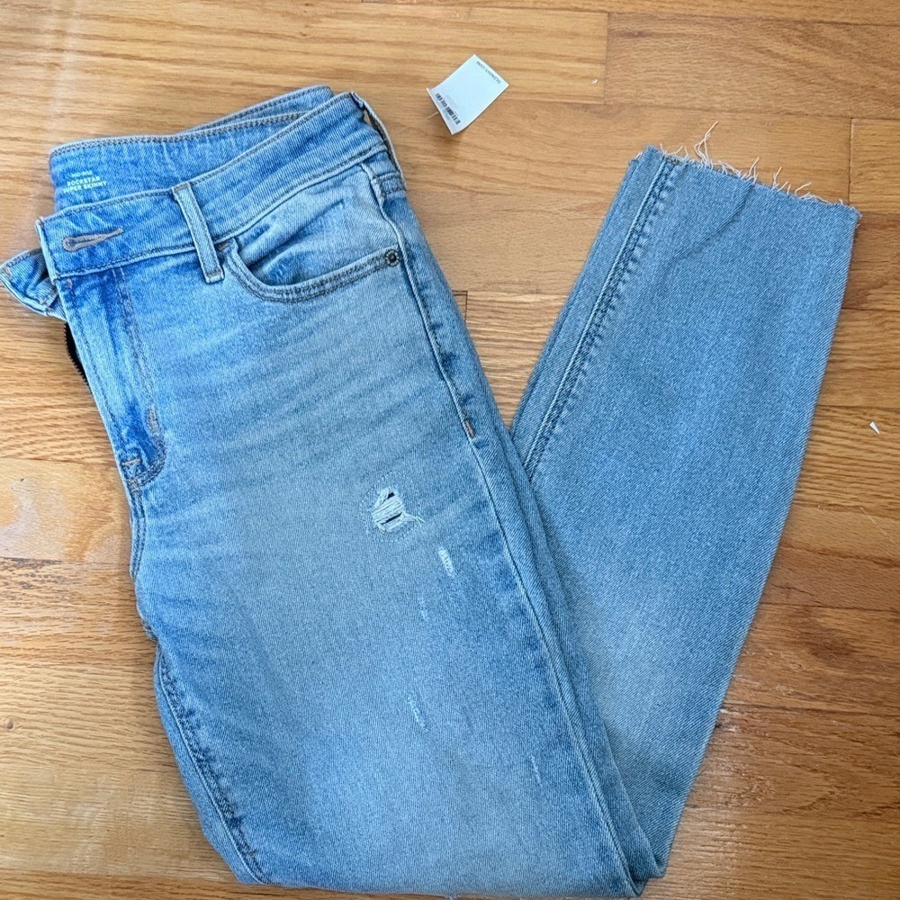 Old Navy Rockstar Super Skinny Jeans Womens 6 Light Wash Mid Rise Raw Hem 733930
